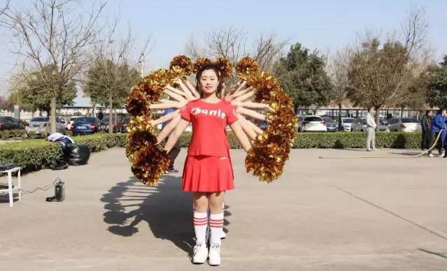 “全員大健身，與華重同行”為主題的“三八”運(yùn)動會