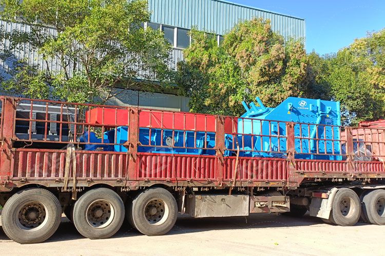 大華重工兩臺(tái)反擊破碎機(jī)順利發(fā)往廣西